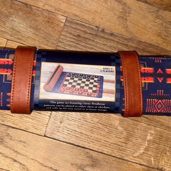 Pendleton Chess & Checkers Set - Picture 2 of 2